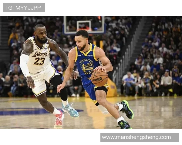 湖人勇士2018年12月26日激战回顾詹姆斯与库里的精彩对决 湖人勇士2018年12月26日激战回顾詹姆斯与库里的精彩对决