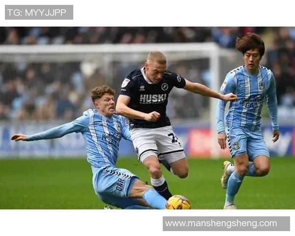 米德尔与考文垂的激烈对决展现英冠联赛的精彩与悬念